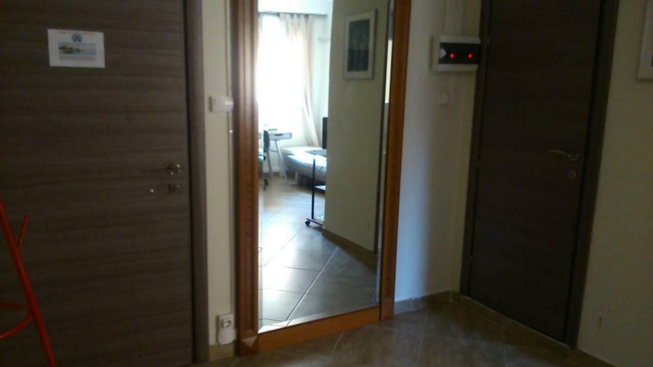 Kingsize Bed 2X2,20 Comfort Super Wifi 70 Mbps Studio! Салоники Экстерьер фото