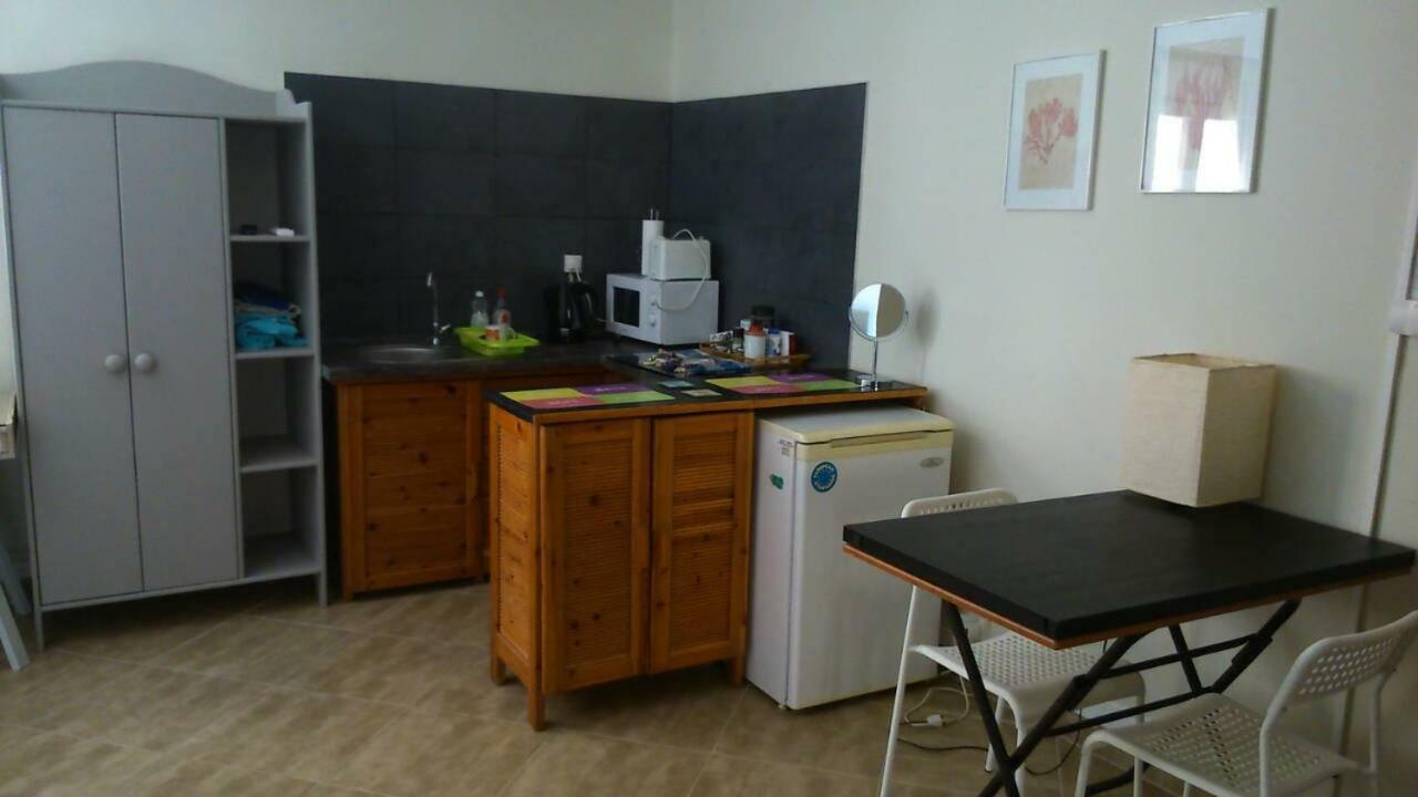 Kingsize Bed 2X2,20 Comfort Super Wifi 70 Mbps Studio! Салоники Экстерьер фото